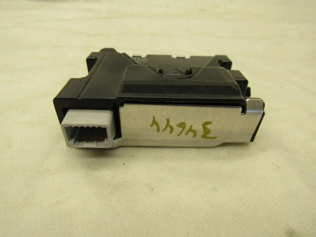 Pre-Owned 2017 2018 2019 Toyota Highlander Lane Departure Warning Camera OEM LKQ (Good)